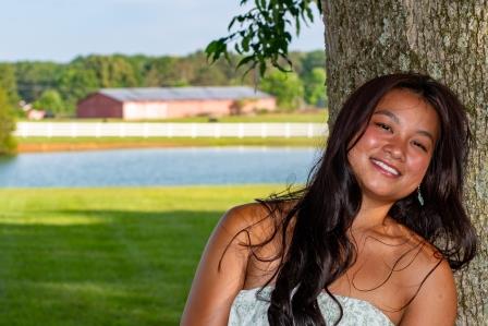 Tara Ludwig Spring Photos